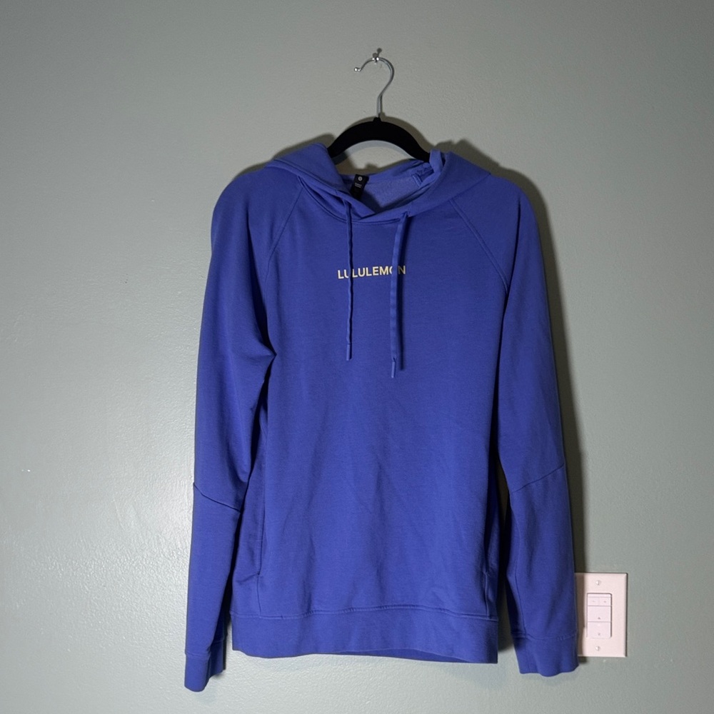 lululemon blue logo pullover hoodie